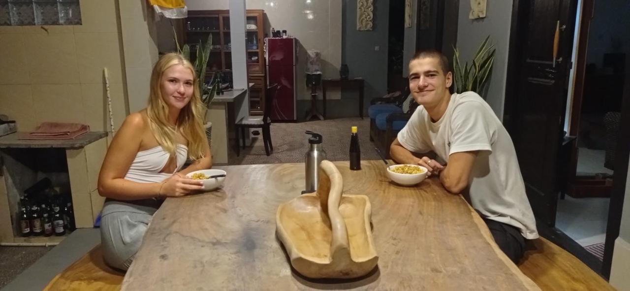Khrisna Sunrise Homestay Tulamben Eksteriør billede