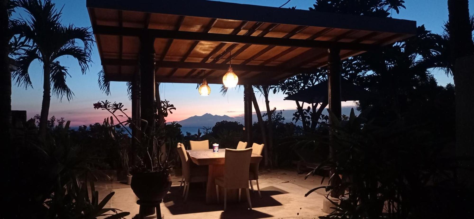 Khrisna Sunrise Homestay Tulamben Eksteriør billede