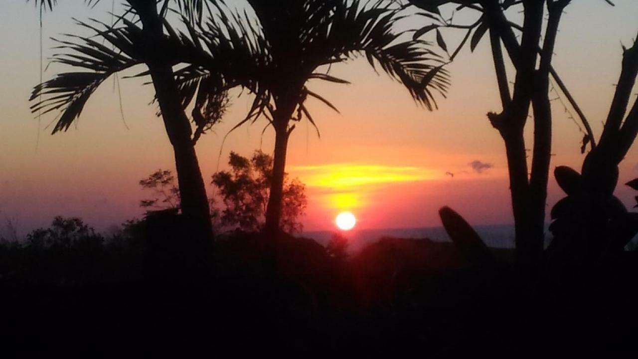 Khrisna Sunrise Homestay Tulamben Eksteriør billede